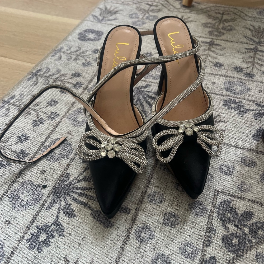 Lulu's Black Heels with Silver Bow Accents